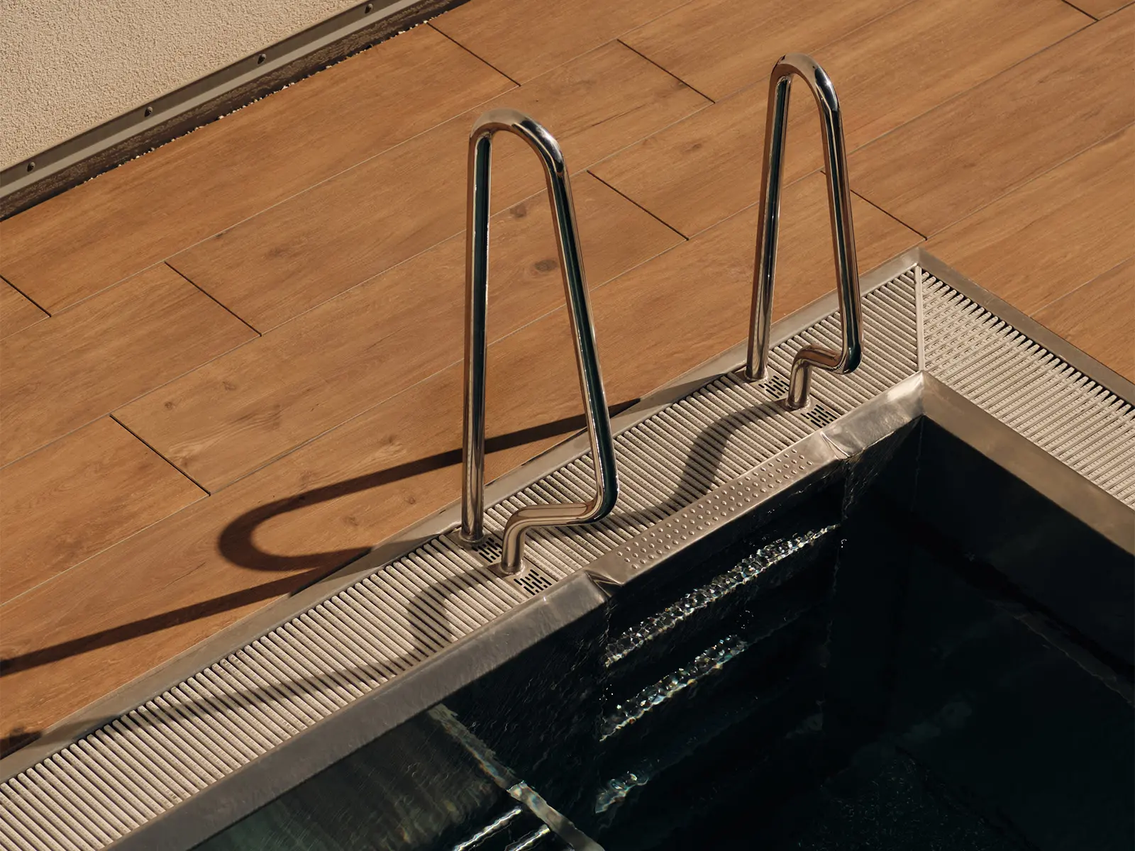 Hotel · Montara